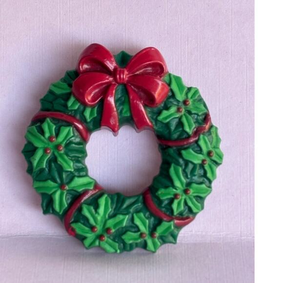 Vintage Christmas Tree and Wreath Resin Pins RUSS AGC - Picture 6 of 8
